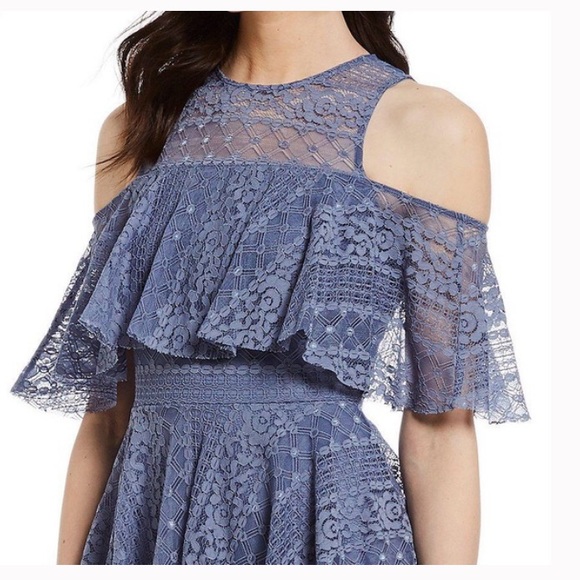 Gianni Bini tiered lace cold-shoulder dress - Picture 2 of 16